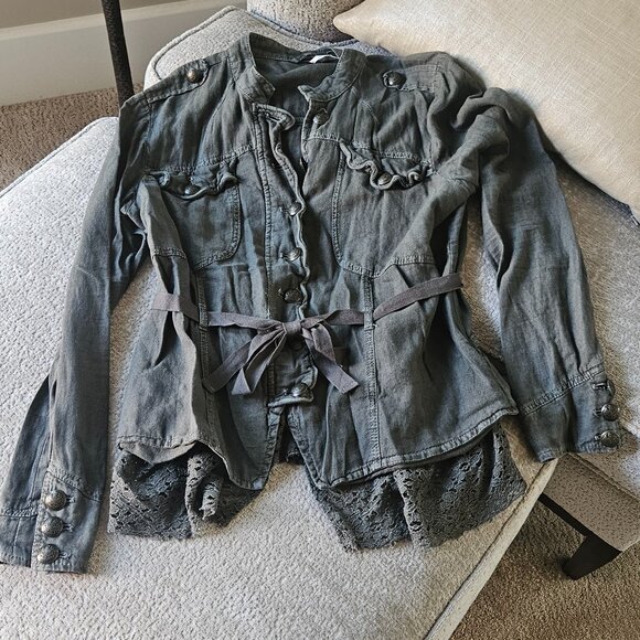 Free people - Picture 1 of 2